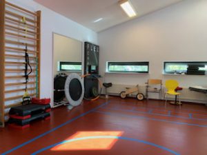 Foto oefenzaal Winsum Fysiotherapie de Marne